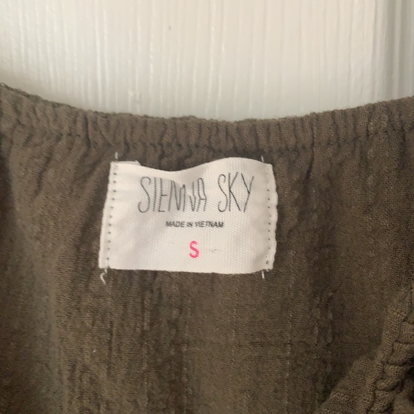 Green (Olive) Ruffle Top - Picture 4 of 4